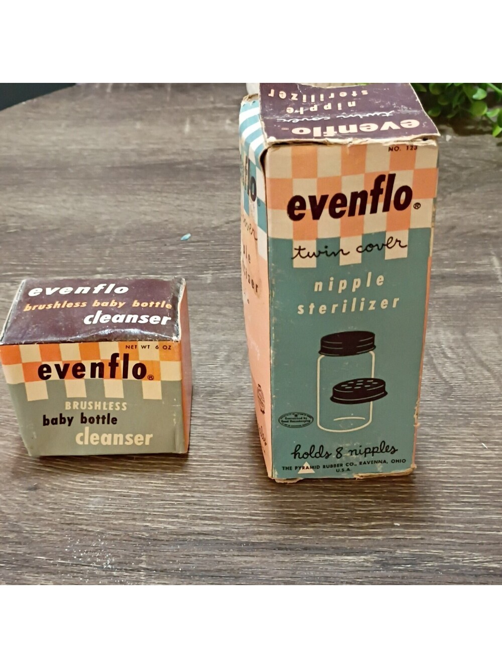 Evenflo Twin Cover Nipple Sterilizer Glass Jar w/ Lids + Baby Bottle Cleanser